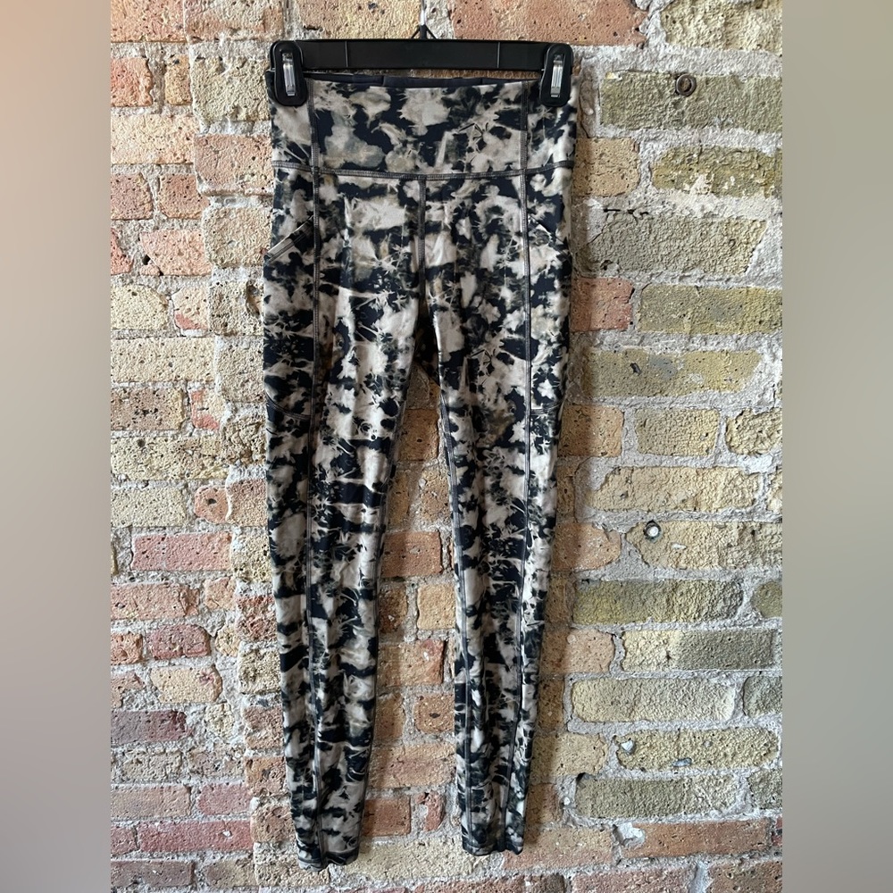 Lululemon Leggings w/pockets